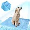 Tapis de refroidissement auto-auto-été pour chiens chats chien refroidissement tapis respirant caisse de caisse animale portable couverture de refroidissement animal portable 240416