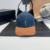 CAP Designer Cap Luksusowy kapelusz Letters Materiał Materiał Solidny kolor Baseball Cap Sports End Wear Temperament