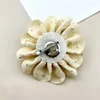 Broches 13 cm French Style Elegant Pearl Perle multicouche Camellia Brooch Jewelry Access Art Fashion Clothing Tissu
