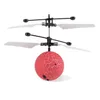 Aircraft électrique / RC Induction de jouets pour enfants Flying Hine Nouveau éloignement de la lampe en suspension en suspension Crystal Livraison DH9KR