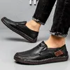 Lässige Schuhe Großgröße Leder Männer handgefertigte Zapatos para hombres Männliche Mokassins atmungsaktiv