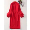 Casual jurken Women Fashion Red Turn Down Collar Fluffy Feather Cuffs Knie Lengte Pencil Dress Office Outfits