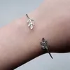Bracelets de mariage Nouveaux bracelets de manche à feuilles de mode pour femmes Personnalité punk Bracelet manche à bracelet pour femmes