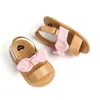 Sandalen modieuze pasgeboren meisjes sandalen prinses schoenen baby boog knoop peuter zomer sandalen pu non slip schoenen kinderenl240429