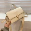 Stume a tracolla Borsa femminile 2024 Elegante BUONA PERSONE PERSONE WESTERN STGLIORE Celebrità Internet Simple Lock Latch Messenger