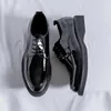 Sapatos casuais Business Patente Formal Leather Men 2024 Spring Low Top Solid Wedding Black Fashion Oxford Office