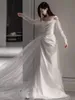 Robe de mariée ivoire simple sirène 2024 hors de l'épaule manches longues en soie satin de fête de fête de mariée balayez les vestidos de trains de novias