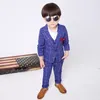 Teenage Children's Clothing Boys Korean Suit Children Plaid Pak Waistcoat Jurk vierkoppige set (jas + vest + shirt + broek) en een cadeau-vlinderdas
