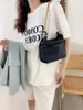 Bolsas de ombro 2024 Bolsa de couro genuíno suave Bola de moda elegante Bolsa feminina Small Simples casual Lady Crossbody