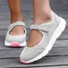 Chaussures décontractées Fashion Sneakers Femmes Flat Foot's Footwear Platform Locs Chunky Mujer femme
