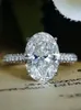 バンドリングNew 925 Sterlsilver Oval 4CT Lab Diamond R Engagement Weddband Gig Stone Rings for Women Bridal Jewelry Gift J240429