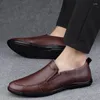 Sapatos casuais homens homens genuínos de couro italiano mocassins deslizamentos respiráveis no sexo masculino, escritório diariamente