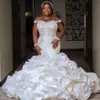 Elegant 2021 Sirène volants Rouches de mariage princesse plus taille Crystal Vestido de Noiva Robes nuptiales sur mesure 0431