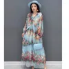 Vestidos casuais Qing Mo 2024 Spring Summer Summer Chiffon Blue impresso Vestido Fairy Air Salia longa Moda de decote em V e elegância WZT024