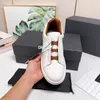 Designer Mens Casual Shoes Business Casual Social Wedding Party Quality Leather Lightweight Chunky Sneakers Formella tränare Storlek 38-45