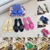 Designer Slifors, sandali piatti e alti sandali, scarpe da donna in abito da donna, muli da donna, 2024 muli di claquette di lusso, sandali da spiaggia estiva, donna sandale