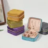 Velvet Jewelry Box for Women Brincos de anel de colar para mulheres Travel Travel Zipper portátil Caixa de armazenamento de jóias quadradas 240430
