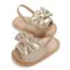 Sandalen Mode Neugeborene Kind Mädchen Sandalen Süßes Sommer Gummi-Sohle flache Prinzessin Schuhe Säugling Nicht-Rutsch First Walkersl240429