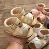 Sandals pudcoco us stock fashion nouveau-né bébé fille 0-18m sandales avant la marche anti-glissement pu cuir chaussures 440429