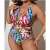 Swimwear 2024 Couleur solide Bikini sexy nouvelle mode One Piece Hanging Neckwear Bikini