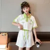 Kläder sätter flickor tonåringar barns kortärmade kostymer sommar koreansk stil lapel shorts ytterkläder hem