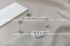 Carta de moda de designer de luxo Antiga prata ladra bracelete líquido de casal de casal de aniversario Red Aniversário Presente 4442590