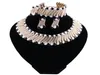 2020 Nuovo stile Wedding Dubai Africa Nigeria Africano Set di gioielli Black White Necklace Orecchini Bracciale Bracciale Set di gioielli da sposa1462803