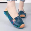 Casual schoenen Telotuny dames sneakers vrouwen comfortabele ondiepe slip op lederen holle gedrukte platte loafers enkele plus maat