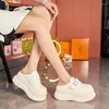 Lässige Schuhe 9cm Pantoffeln Patent Leder Plattform Keilschneider Pumps Sommer Frauen Rom versteckte Heels Sandalen Ladies Mode