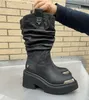 Stivali Wolfe Sloane nudi donne Saturno Martin Boot designer di lusso in pelle spessa e stivali martin con sola con cinghie rialzate dimensioni 35-40