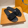 Designerrutschen Luxus Mules flache Sandalen bestickte Hausschuhe Frauen Buchstaben Stoff Flip Flop Slipper Sommer Sandalenstrand Folie Frauen im Freien Low Heel Paris Paris Schuhe