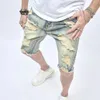 Summer retro w stylu retro szczupły dżinsowe szorty stylowe bawełniane męskie dziury uliczne zwykłe plażę proste spodenki 240429