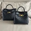 Andiamo tote bag besigner bag luxury bag 8-line buckle leather woven straw handbag solid colors single strap shopping bag tasche high quality te016 C4