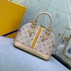 Bolsas de luxo Mulheres Designer Bag Moda Top Handle Embossed Shell Tote Bags Atacado Real Couro Ombro Pochette Crossbody BB Bolsa Clutch Bag