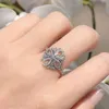 Tiffanyjewelry Gold Ring Designer for Women Jewelry Snowflake Klucz Lucky Flower inkrustowany z pełnym diamentem pustym projektem modnym luksusem