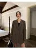 Giacca da abito nera a maniche lunghe per donna Moda coreana con spacco posteriore da ufficio Cappotto da donna Giacca autunno inverno Cappotto allentato 240201