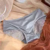 Culottes pour femmes sous-vêtements en dentelle sans couture Satin soie dames slips solide taille moyenne Sexy femme Lingerie caleçons