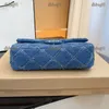 27CM Flap Denim Femmes Sac À Bandoulière Matelasse Chaîne Argent Matériel De Luxe Sac À Main Grande Capacité Rue Casual Sac Embrayage Pochette Porte-Carte Fanny Pack Sacoche