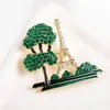 Broches Creatief Emaille Broche Milieuvriendelijk Legering Groene Boom Eiffeltoren Pak Jas Revers Pin Kleding Badges Banket Dagelijks Sieraden