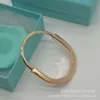 Tiffanybracelet hartontwerper voor vrouwen Tiffanyjewelry Jewelry sieraden hoge editie slot armband mode diamant gratis kleur scheiding 18K roségoud