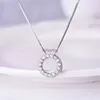 Chokers New Fashion 925 Sterling Silver Jewelry Round Zircon Pendants Halsband Kvinnor Fina Semi Rhinestone Circle Clavicle Chain Choker YQ240201