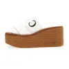 Gratis frakt lyxig träig mulor platt sandaler designer duk tofflor spetsar vita svarta segel kvinnor mode utomhus strand toffel skor