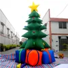 8mH (26 pés) Com soprador atacado Árvore de Natal verde inflável gigante ao ar livre com caixas de presente publicitárias para decoração de quintal, feriados e eventos de ano novo