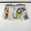 Санитарные штаны Мужские шорты дизайнерские комиксы с граффити рисованной свободные повседневные шорты укороченные брюки модные мужские универсальные брюки в Instagram 24ss