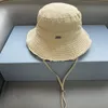 Projektantka luksusowa kapelusz kubełkowy dla kobiet luksusowa czapka modowa letnie szerokie grzbiet plaży swobodne czapki haftowane na nakrycie głowy sukienki na zewnątrz czapki wiadra Wysoka jakość