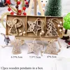 Décorations de Noël 12pcs / boîte pendentifs en bois creux flocon de neige / père Noël / ornements suspendus pour la décoration d'arbre cadeaux de bricolage Neol