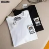 Schals 2024 Luxus Marke Männer T-shirt Moschino Gedruckt Little Bear Edition Baumwolle Rundhals Kurzarm T-shirt Für Frauen Lose