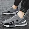 Buty rolkowe trenerzy marki oddychające buty sportowe Mężczyźni trampki swobodne buty dla mężczyzn spacerowe trampki zapatillas hombre męskie buty Air Runner Q240201