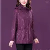 Kvinnors dike rockar Autumn Women Coat Fashion Printed Hooded Ytterkläder Högkvalitativ medelålders Kvinnliga vindbrytare Basic Casual Top 2024