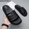 Slippers Men Beac Mans Flip Flop Outdoor Pool Slippers Comfortable Women Cloud Slides Non-slip Floor Slippers For Swimming R230208